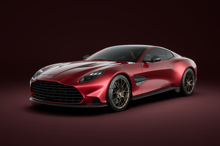 Aston Martin Vanquish photo