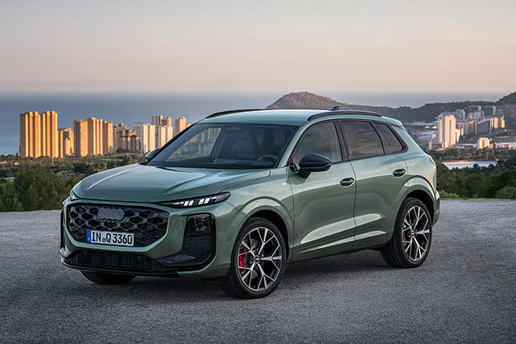 Audi New Q3 photo