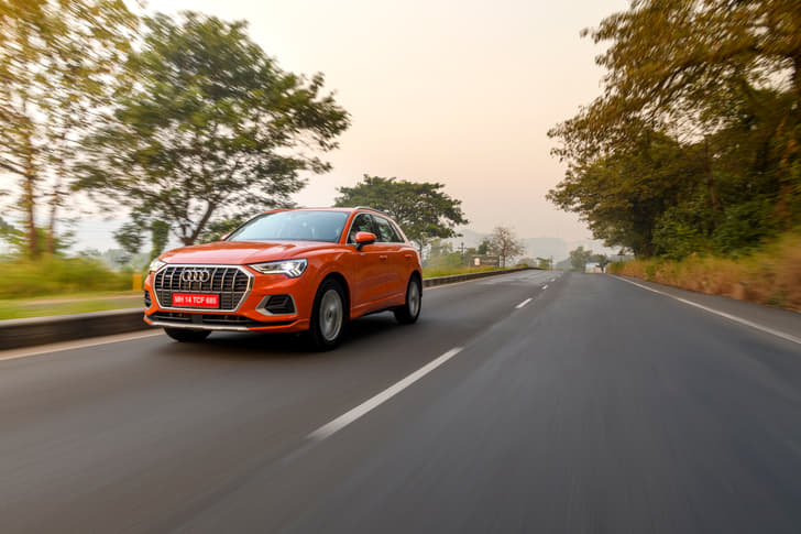 Audi Q3 photo