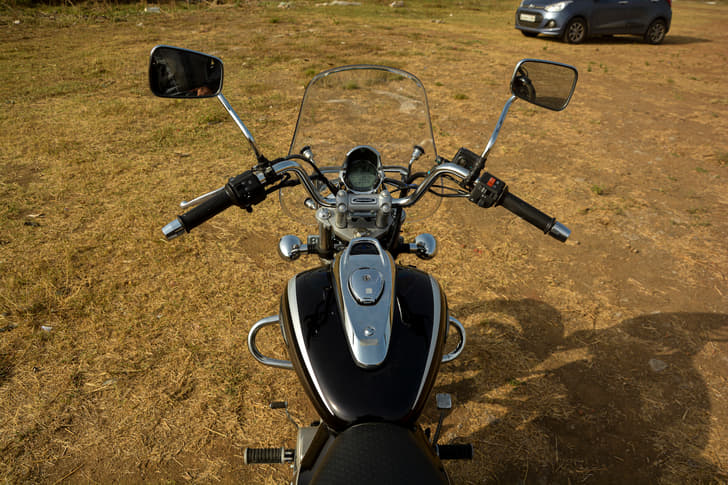 Bajaj Avenger Cruise 220 photo