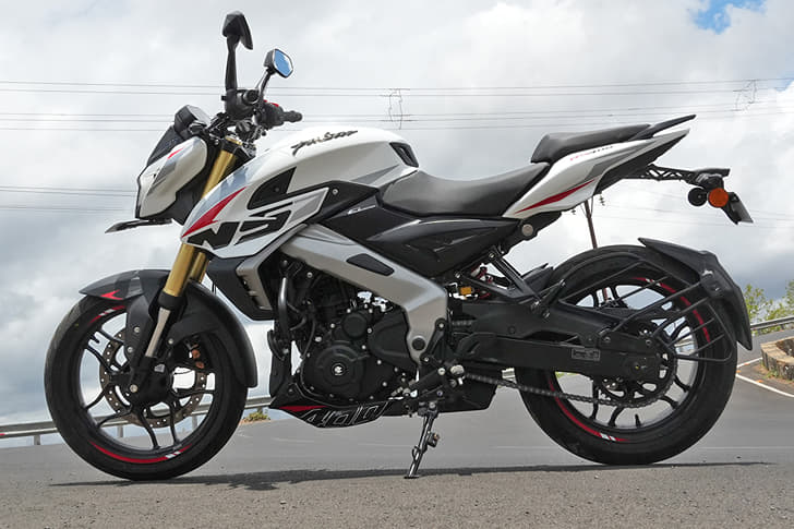 Bajaj Pulsar NS400Z photo 3