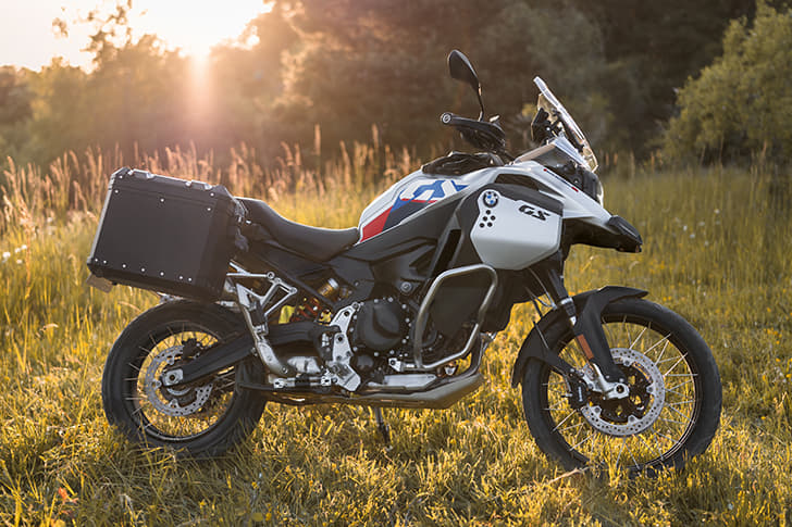 BMW F 900 GS Adventure photo
