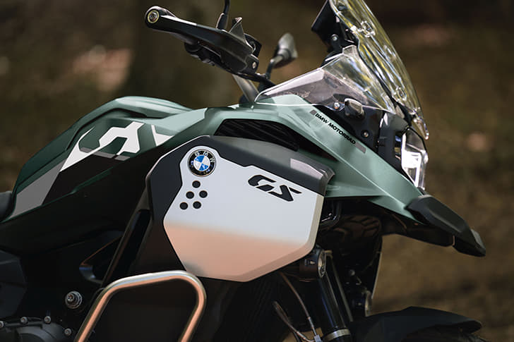 BMW F 900 GS Adventure photo