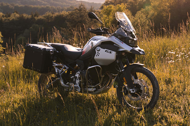 BMW F 900 GS Adventure photo