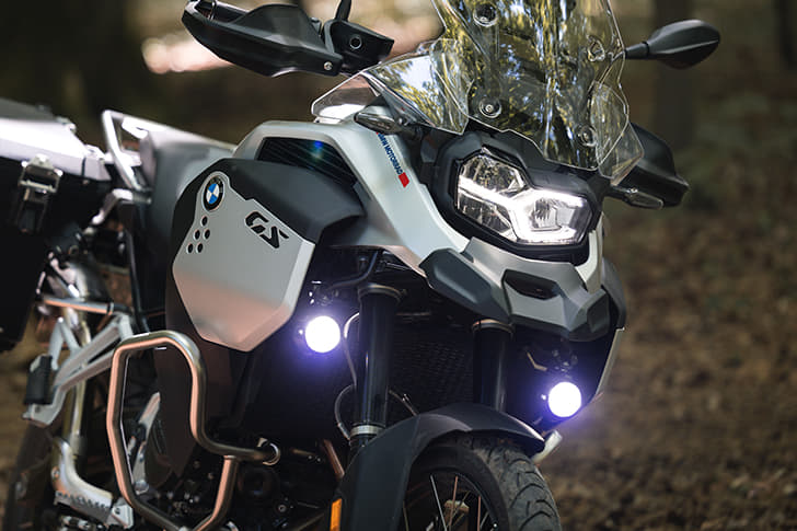 BMW F 900 GS Adventure photo