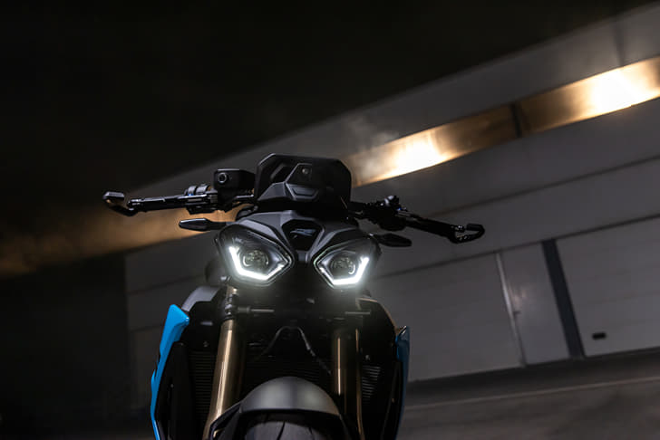 BMW S 1000 R photo