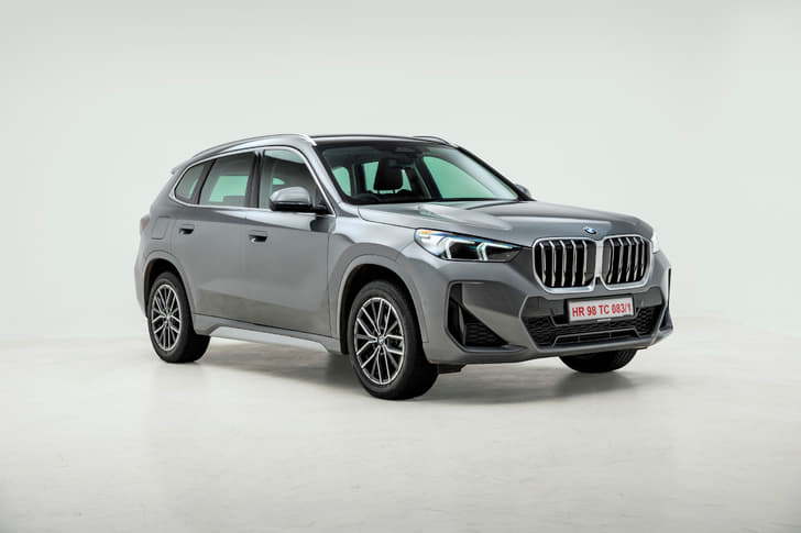 BMW X1 LWB photo