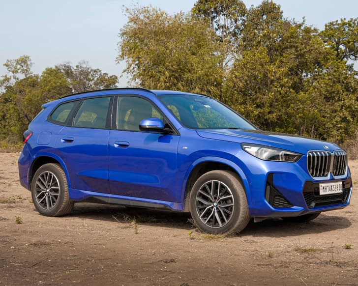 BMW X1 photo
