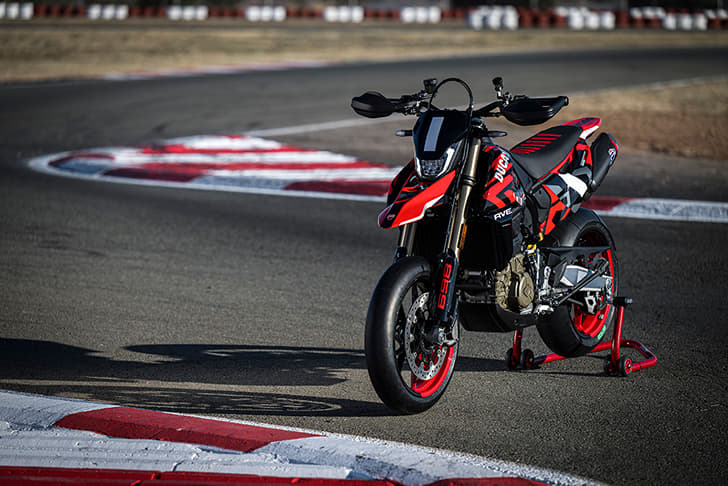 Ducati Hypermotard photo 3