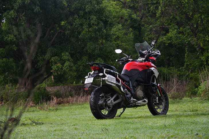 Ducati Multistrada V4 photo 4
