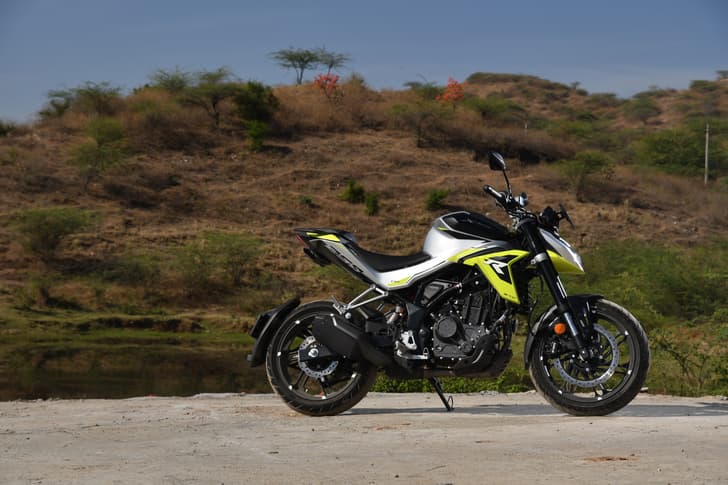 Hero Motocorp Xtreme 250R photo