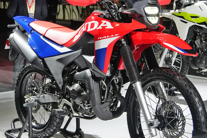 Honda XR300 Rally photo