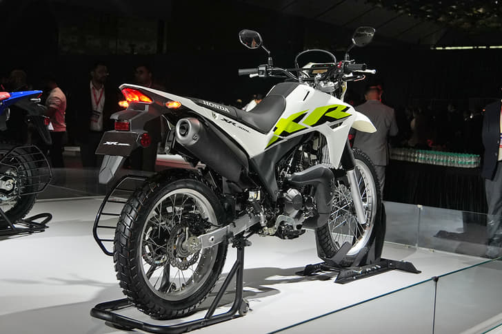 Honda XR300L photo