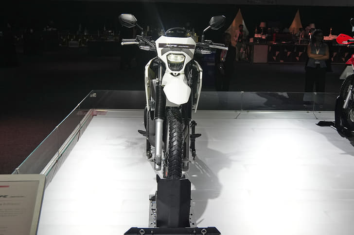 Honda XR300L photo