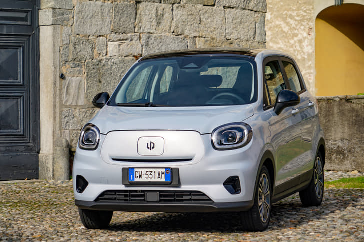 Hyundai New i10 photo