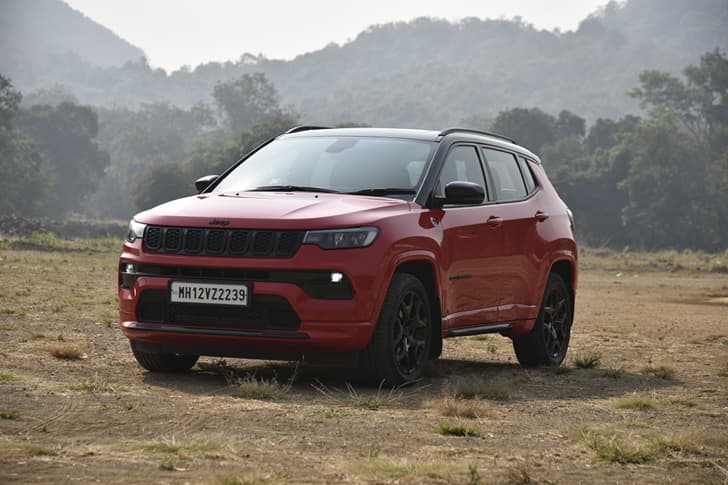 Jeep Compass photo