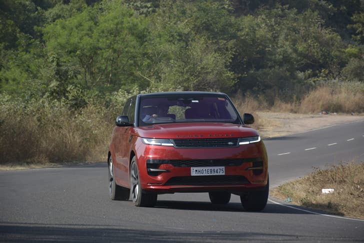Land Rover Range Rover Sport photo