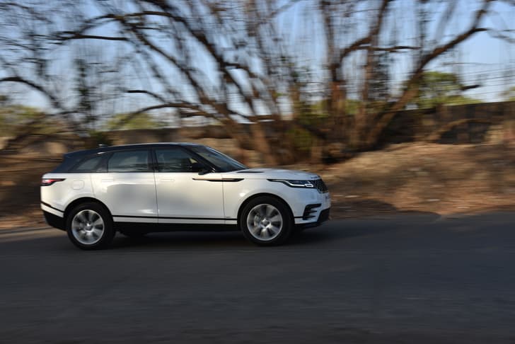 Land Rover Range Rover Velar photo