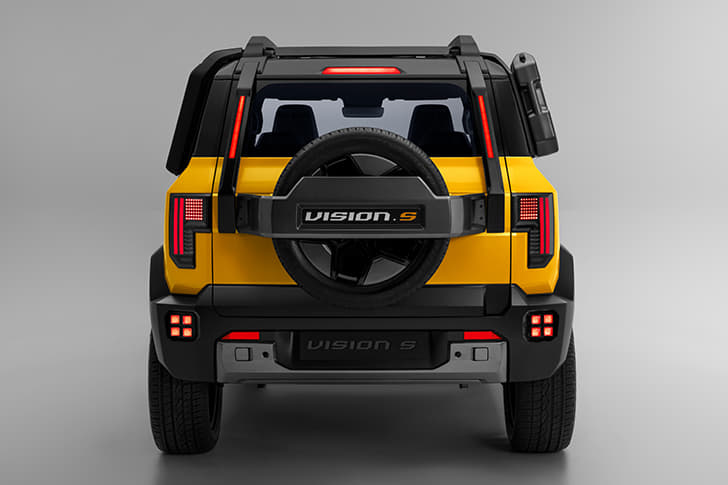 Mahindra Vision S photo