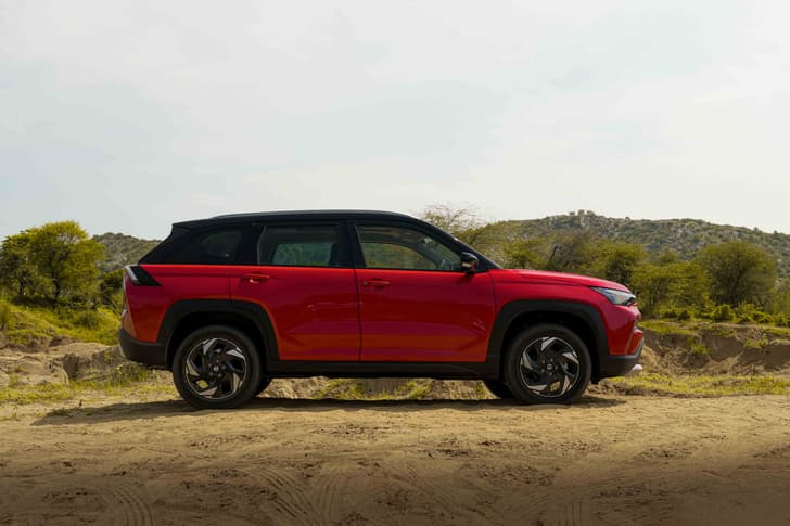 Maruti Suzuki Victoris photo