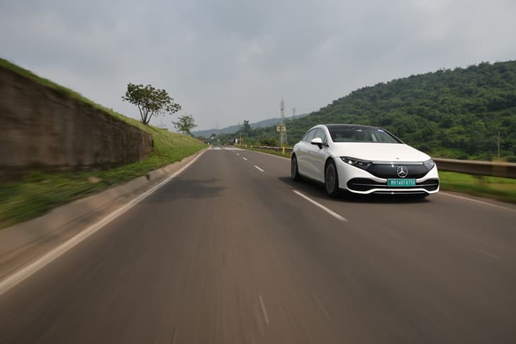 Mercedes-Benz EQS photo