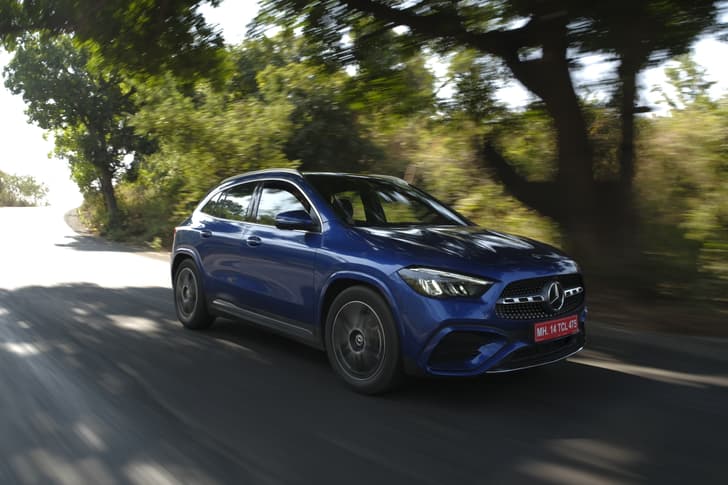 Mercedes-Benz GLA photo 4