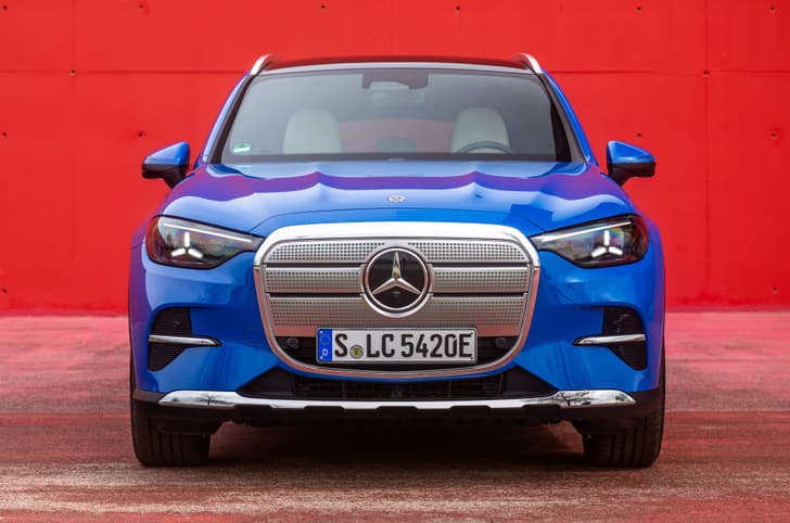 Mercedes-Benz GLC Electric photo