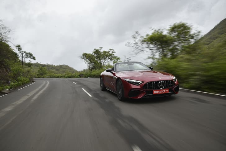Mercedes-Benz SL photo