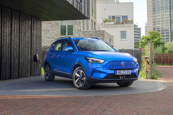 MG ZS EV photo