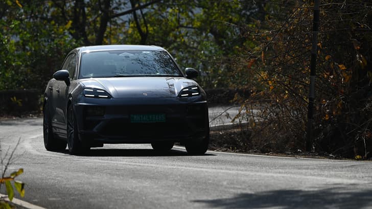 Porsche Macan EV photo