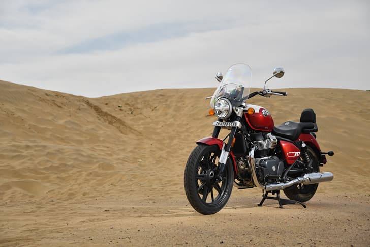 Royal Enfield Super Meteor 650 image 3