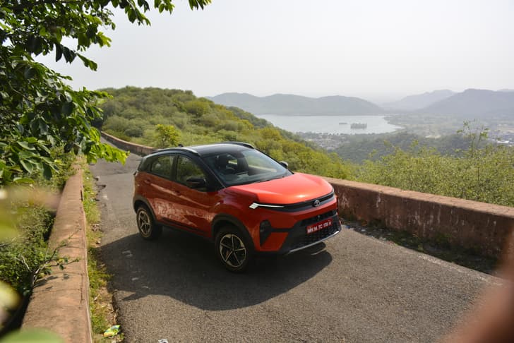 Tata Nexon photo