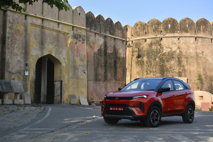Tata Nexon photo
