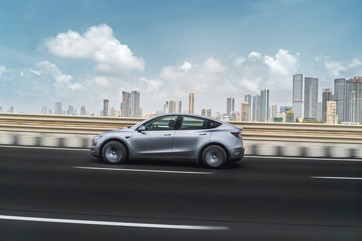 Tesla Model Y photo