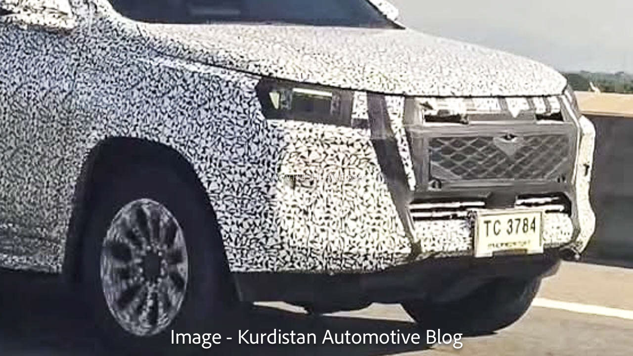 Toyota Fortuner photo