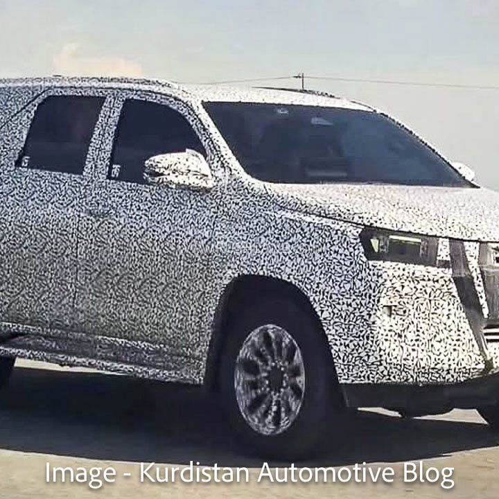 Toyota Fortuner photo
