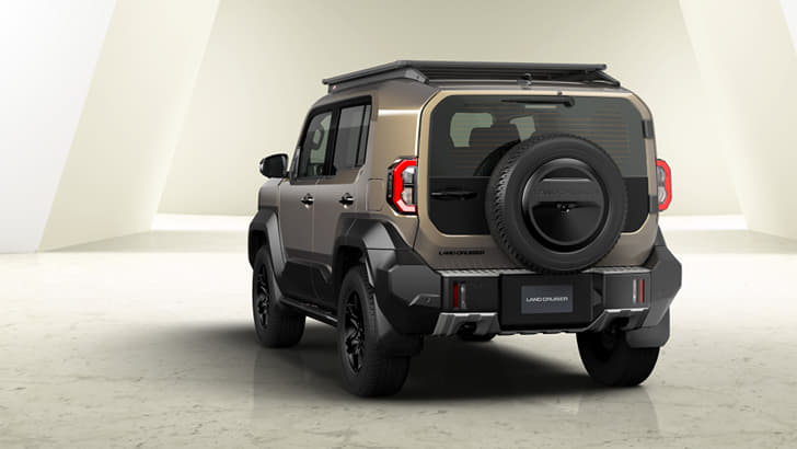 Toyota Land Cruiser FJ photo