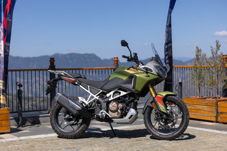 Tvs Apache RTX photo