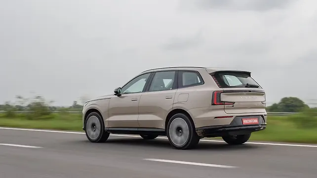 Volvo EX90 photo