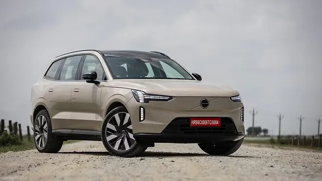 Volvo EX90 photo