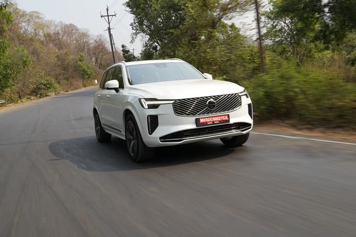 Volvo XC90 photo
