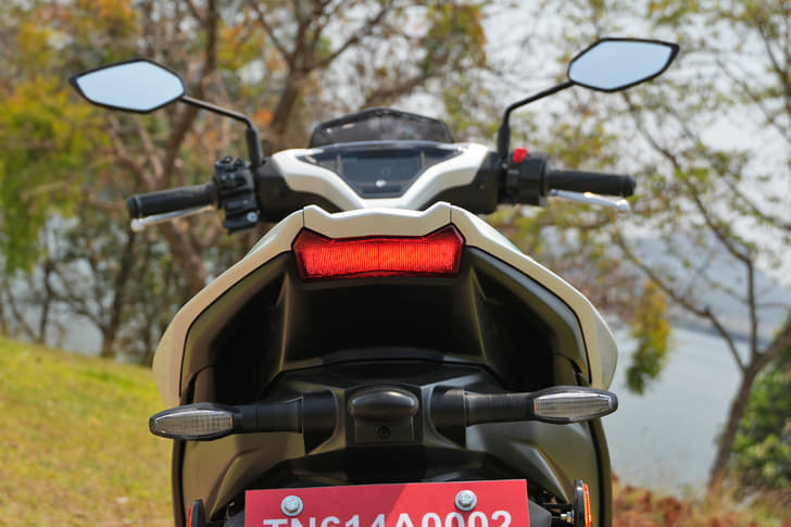 Yamaha Aerox-E photo
