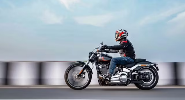 Harley-Davidson Breakout Review: Image Gallery