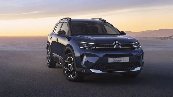 Citroen C5 Aircross does not get any changes to the engine or the gearbox. 