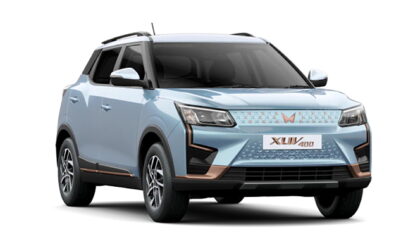 Mahindra XUV400 - Arctic Blue
