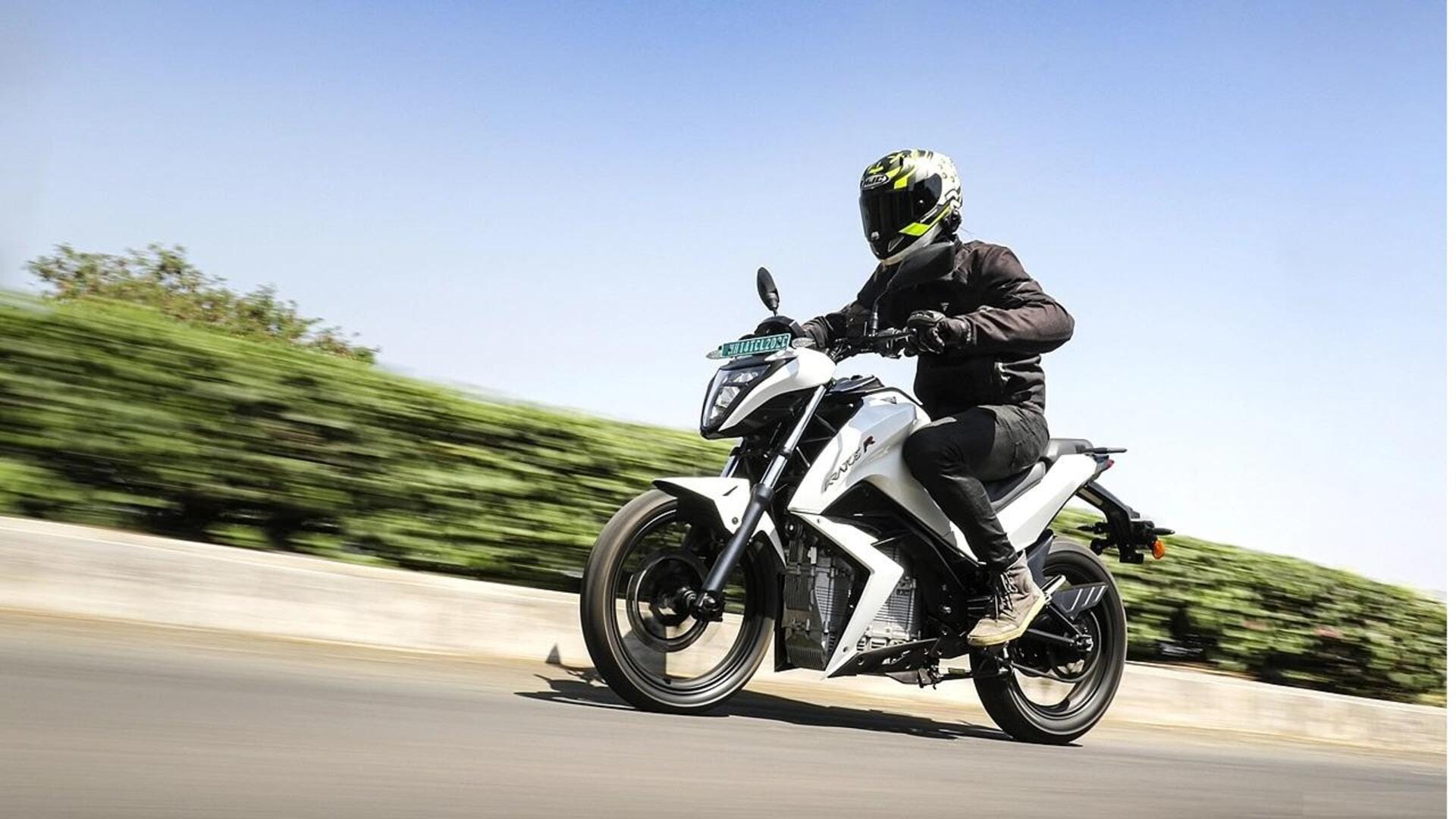 How special-edition Revolt RV400 fares against Tork Kratos R