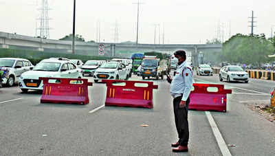 GRAP-4 curbs: 1,400 vehicles fined in city for flouting rules