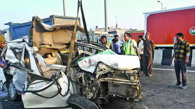 In 2023, over 90% accidents took place on straight roads: Police data