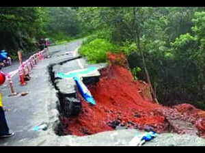 Landslide at Anmod Ghat as 50-year-old wall holding the road gives way
