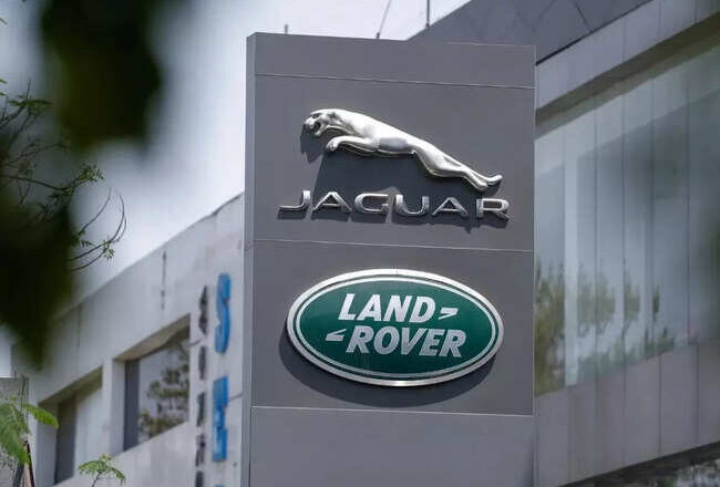 Jaguar Land Rover says CEO Adrian Mardell to step down
